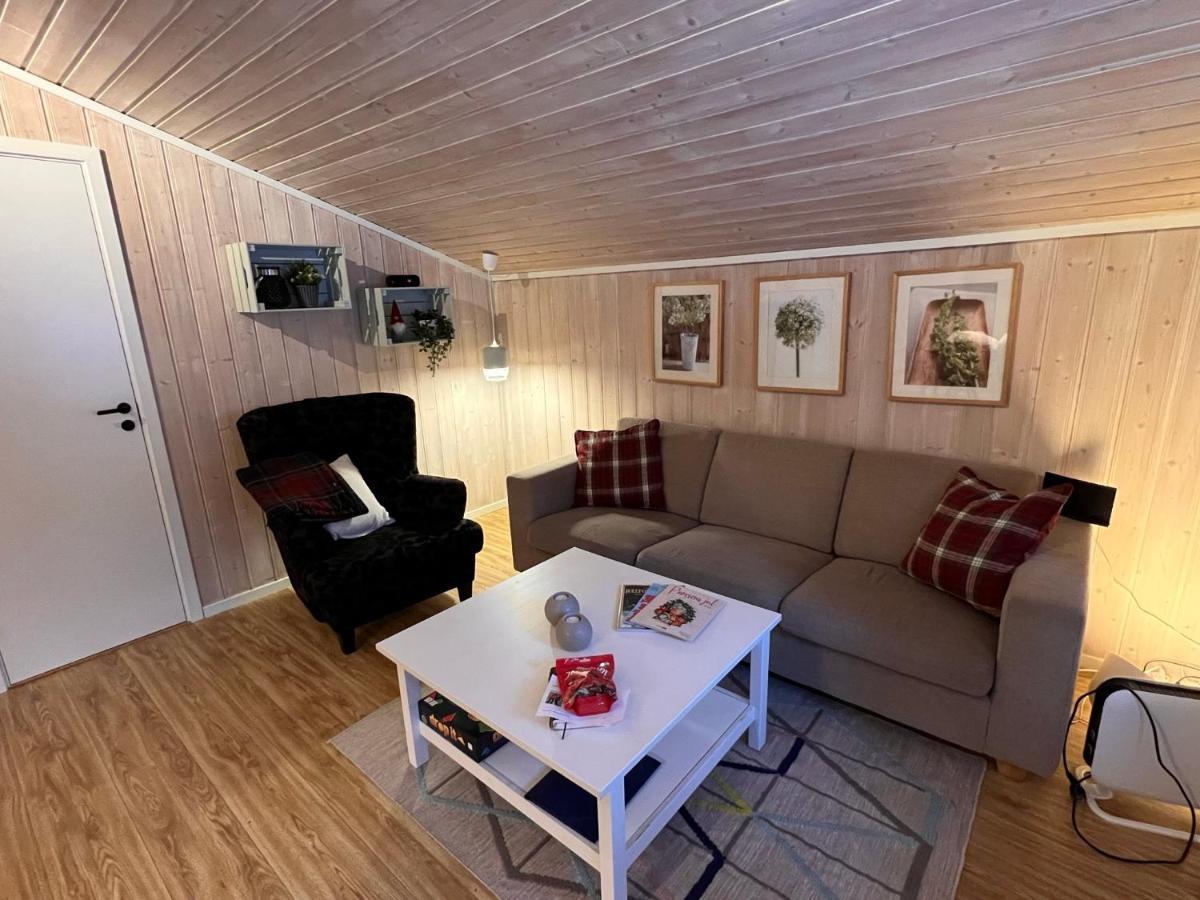 Vennebo - Koselig Liten Hytte Med Alle Fasiliteter Al Extérieur photo
