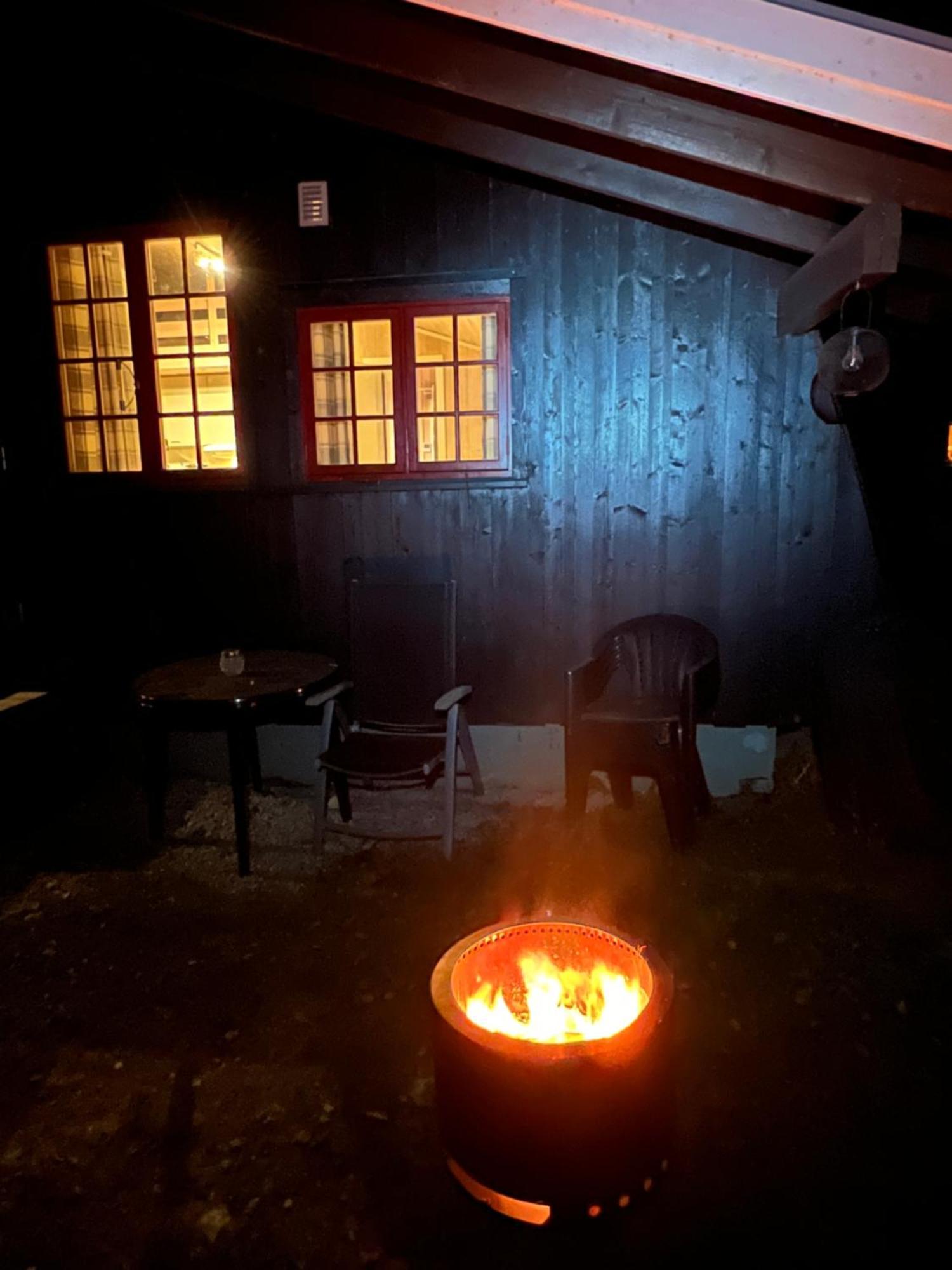 Vennebo - Koselig Liten Hytte Med Alle Fasiliteter Al Extérieur photo